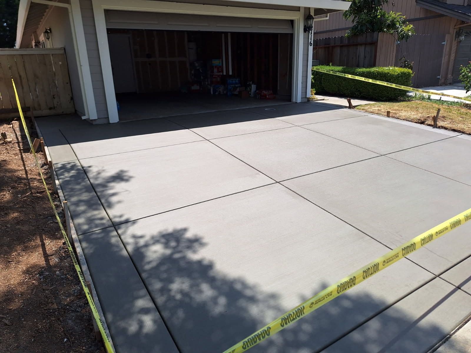 New Driveway Installation with Elegant Border Finish